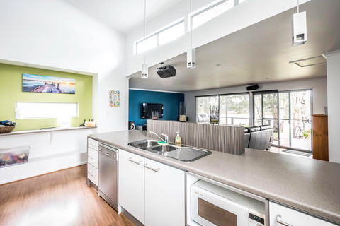 48 Echidna Ave Murbko -River Shack Rentals - Accommodation Gold Coast 2