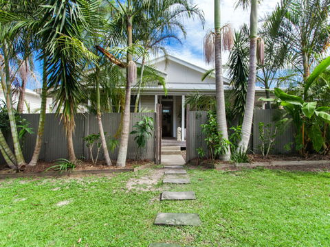 Abachi - Accommodation Gold Coast 1