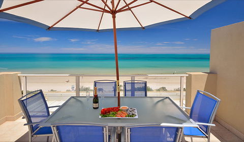 Adelaide Luxury Beach House - 1 Gold Coast 0