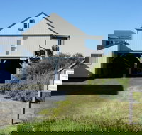 Angler's Arms and Fisherman's Cottage - Accommodation Gold Coast