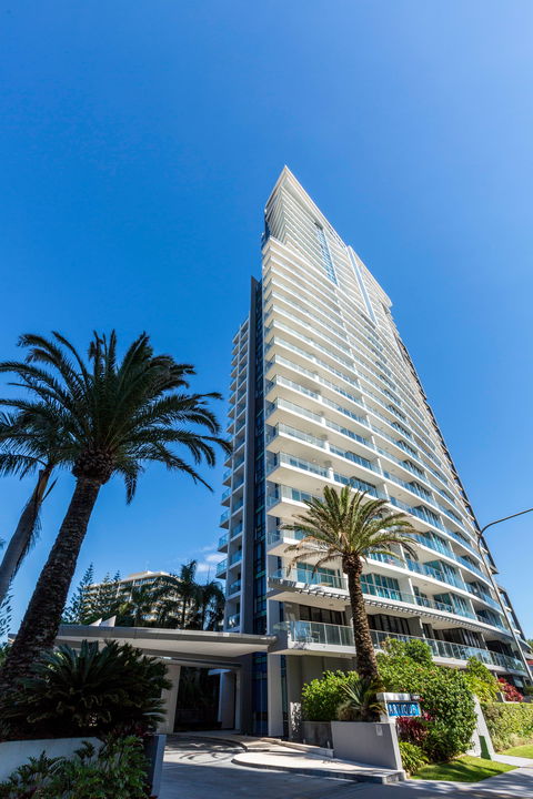 Artique Resort - Accommodation Gold Coast 0