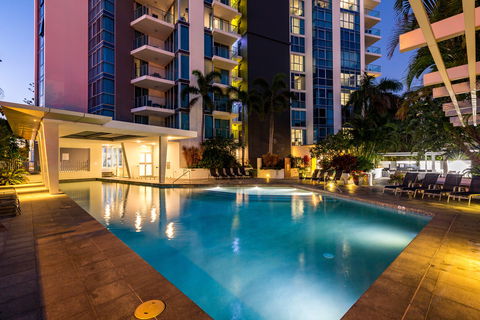 Artique Resort - Accommodation Gold Coast 2