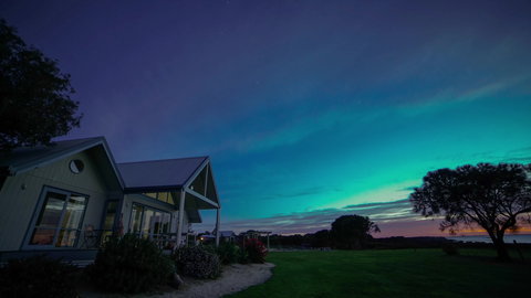 Bear Gully Coastal Cottages - Accommodation Gold Coast 1