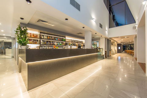 Best Western Plus North Lakes - Accommodation Gold Coast 2