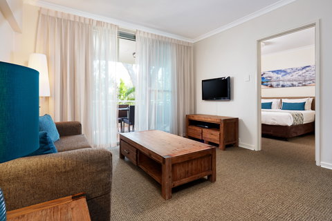 Broadwater Resort Como - Accommodation Gold Coast 1