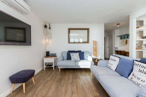 Cottesloe Blue Apartment - Accommodation Gold Coast 2