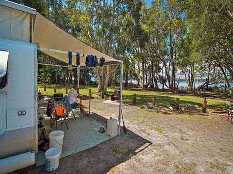 Dees Corner Campground - Gold Coast 4U 1