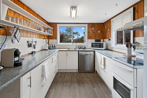 Derby Base - Accommodation Gold Coast 2