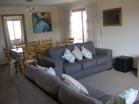 Easto's - Accommodation Gold Coast 2
