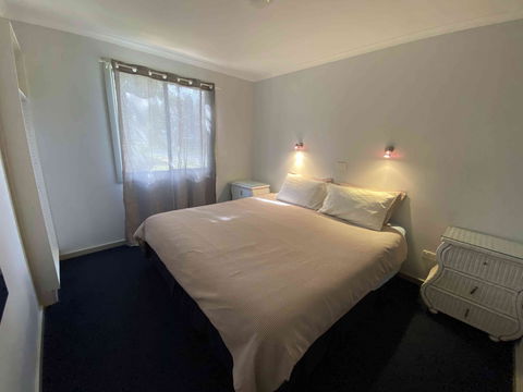 Elliston Caravan Park - Accommodation Gold Coast 2