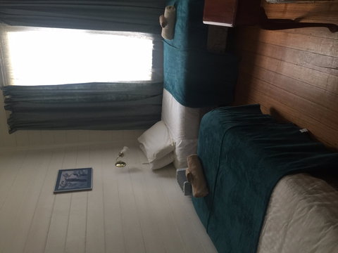 Lake Leake Inn - Accommodation Gold Coast 2