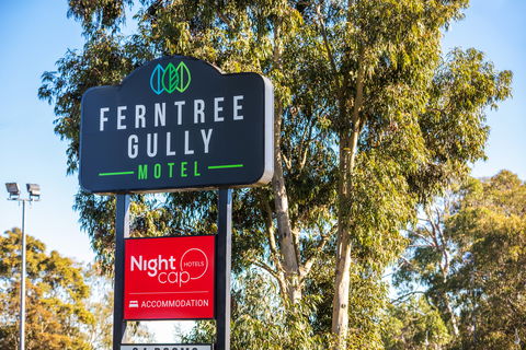 Nightcap At Ferntree Gully Hotel - Gold Coast 4U 2