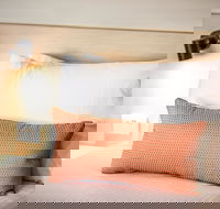 Nightcap at Glengala Hotel - Accommodation Gold Coast