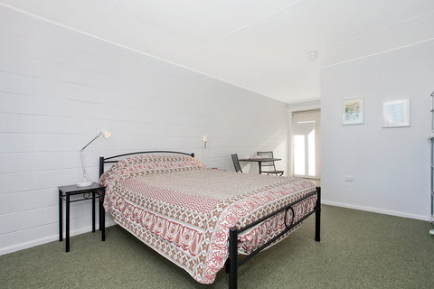 Peterborough House & Motel - Accommodation Gold Coast 1