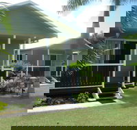 Queens Beach Tourist Village - Accommodation Gold Coast