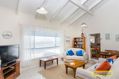 Rattie's Residence - Accommodation Gold Coast 1