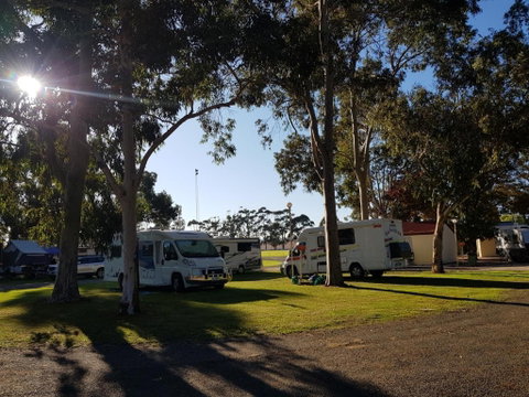 Riverton Caravan Park - Accommodation Gold Coast 0