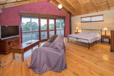 Ultramarine - Accommodation Gold Coast 2