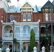 Beaufort House - Accommodation Gold Coast