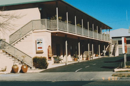 New England Motor Inn - Accommodation Gold Coast