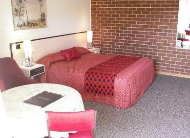 Westwood Motor Inn - Accommodation Gold Coast 3