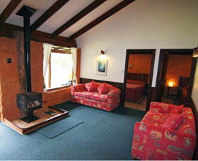 Pump Hill Farm Cottages - Accommodation Gold Coast 2