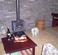 Caves Road Chalets - Accommodation Gold Coast