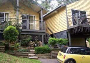 Ttwo Peaks Guesthouse - Accommodation Gold Coast 0