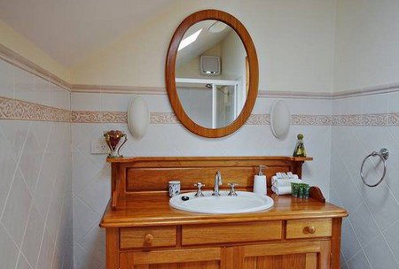 The Mews Studio Apartments - Accommodation Gold Coast 2