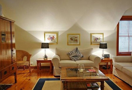 The Mews Studio Apartments - Accommodation Gold Coast 3