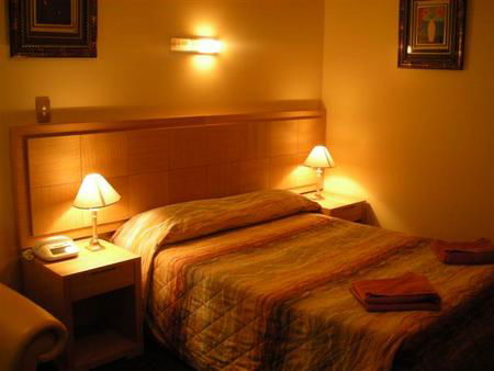 Desert Sand Motor Inn - Accommodation Gold Coast 2