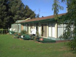 Jenny's Lake Farm B&B - Accommodation Gold Coast 0