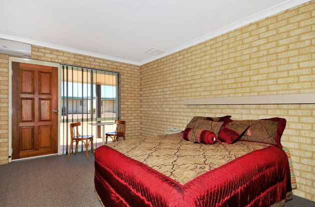 Waroona WA Accommodation Gold Coast
