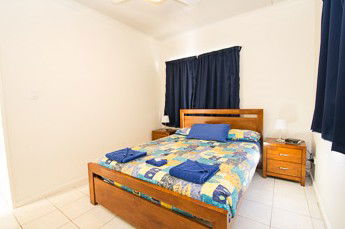 Oceanside Village Denham Monkey Mia - Gold Coast 4U 1