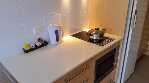 The View On Hannans - Accommodation Gold Coast 2