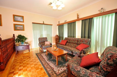 Homestead Bed And Breakfast - Gold Coast 4U 0