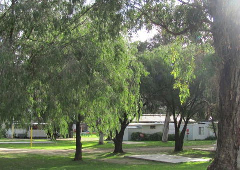 Lake Clifton Caravan Park - Accommodation Gold Coast 2