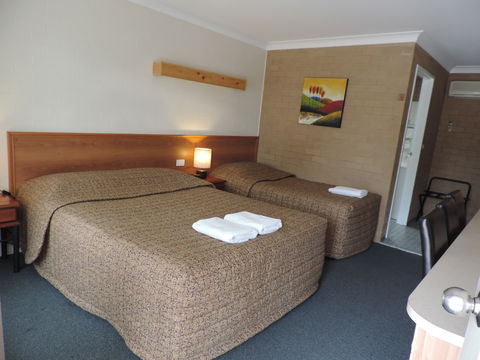 Alexander Motor Inn Moree - Accommodation Gold Coast 1