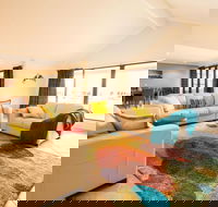 Canal Elegance in Yunderup - Accommodation Gold Coast
