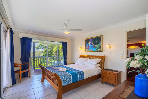 Cloud 9 Cliff Top Eagle Heights - Accommodation Gold Coast 2