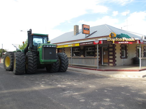Darke Peak Hotel - Accommodation Gold Coast 1