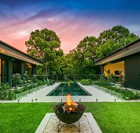 Friday Sabai - Accommodation Gold Coast