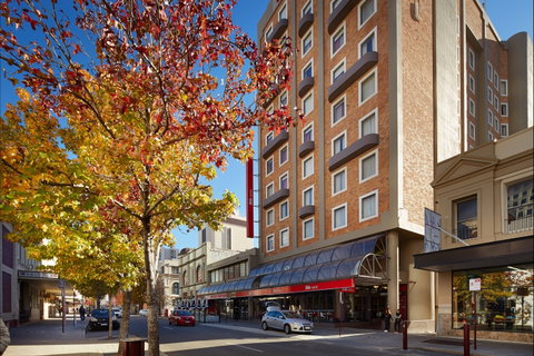 Ibis Perth - Accommodation Gold Coast 0