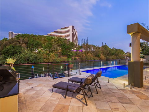 Lakeland Keys Broadbeach - Vogue Holiday Homes - Accommodation Gold Coast 0