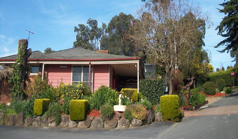Lilydale Pine Hill Caravan Park - Accommodation Gold Coast 2