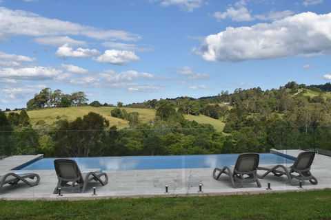 Mapleton Springs - Accommodation Gold Coast 0