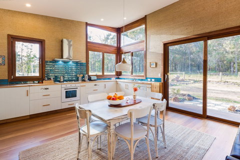 Sativa Sanctuary Forest View - Accommodation Gold Coast 2