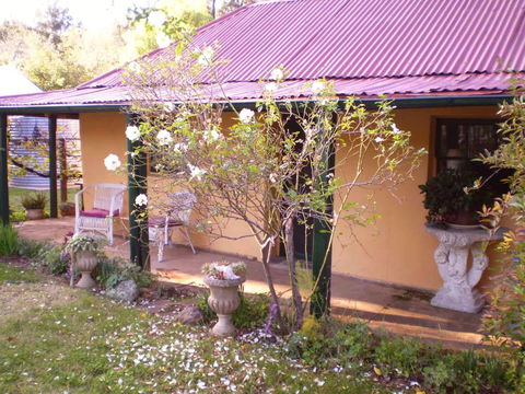 Sofala Cottage - Gold Coast 4U 1