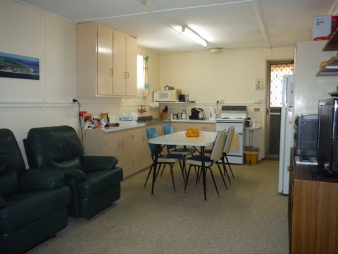 SonRays Shack - Accommodation Gold Coast 2