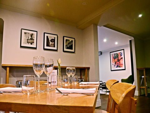 The Waverley International Hotel - Gold Coast 4U 2